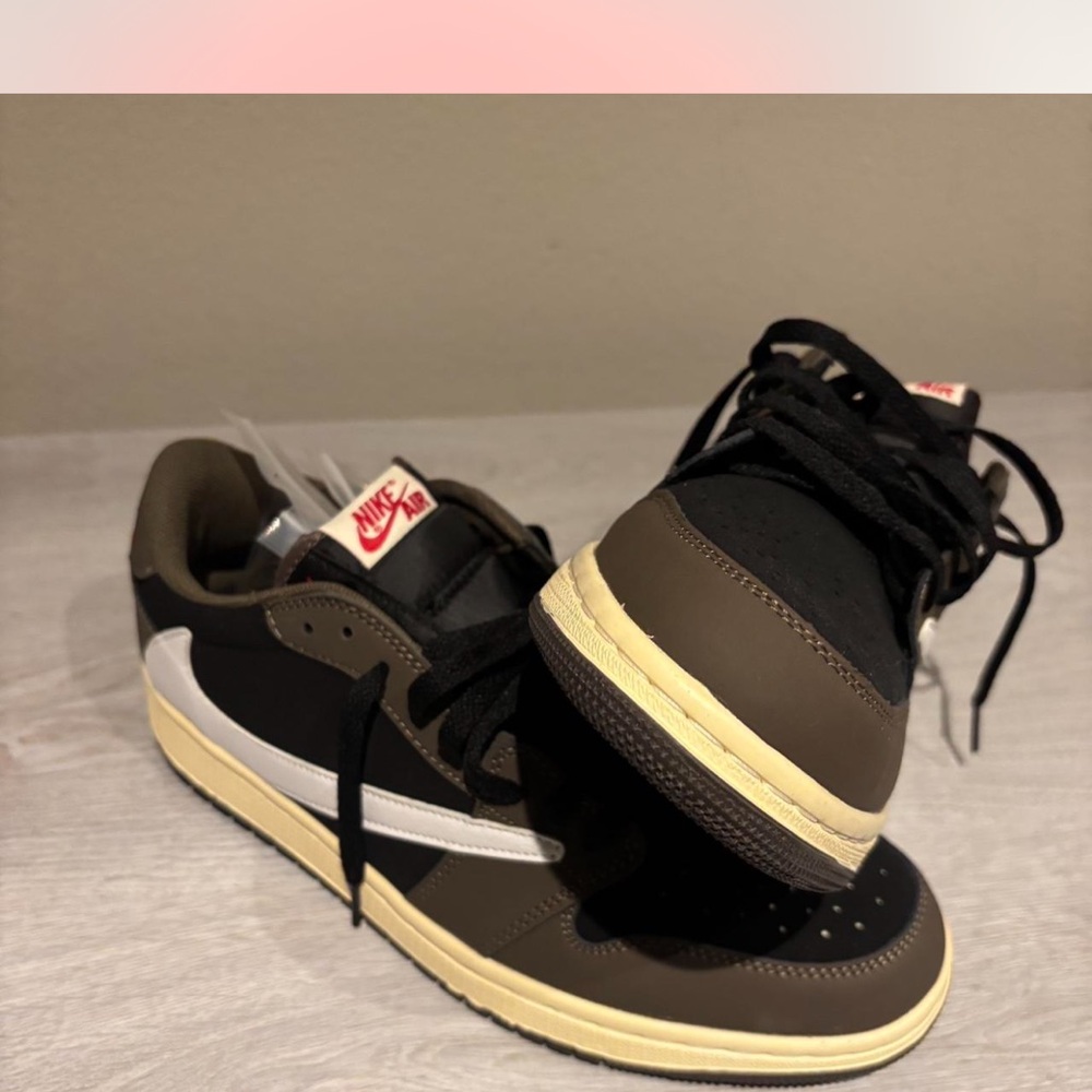 Nike Jordan Travis Scott lows size 11
